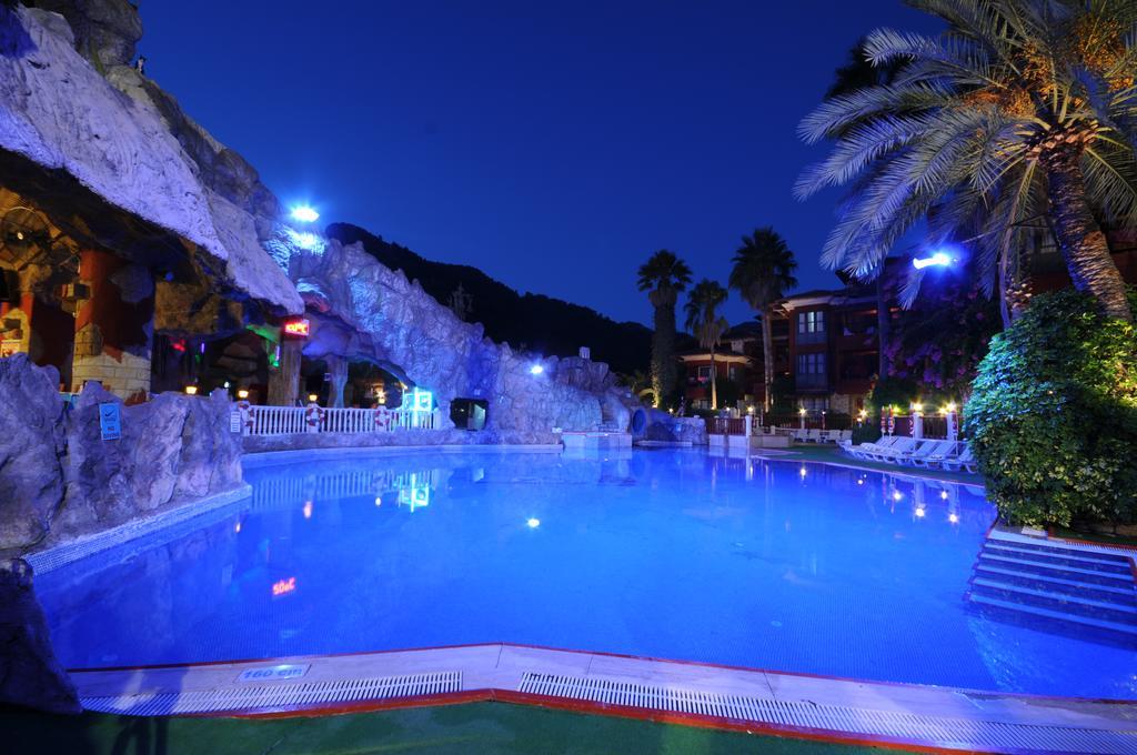 Grand Aquarium Aparthotel Marmaris Buitenkant foto